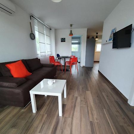 Teo Apartment Čižići Bagian luar foto